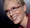 Frau mit Brille Rodenstock GmbH